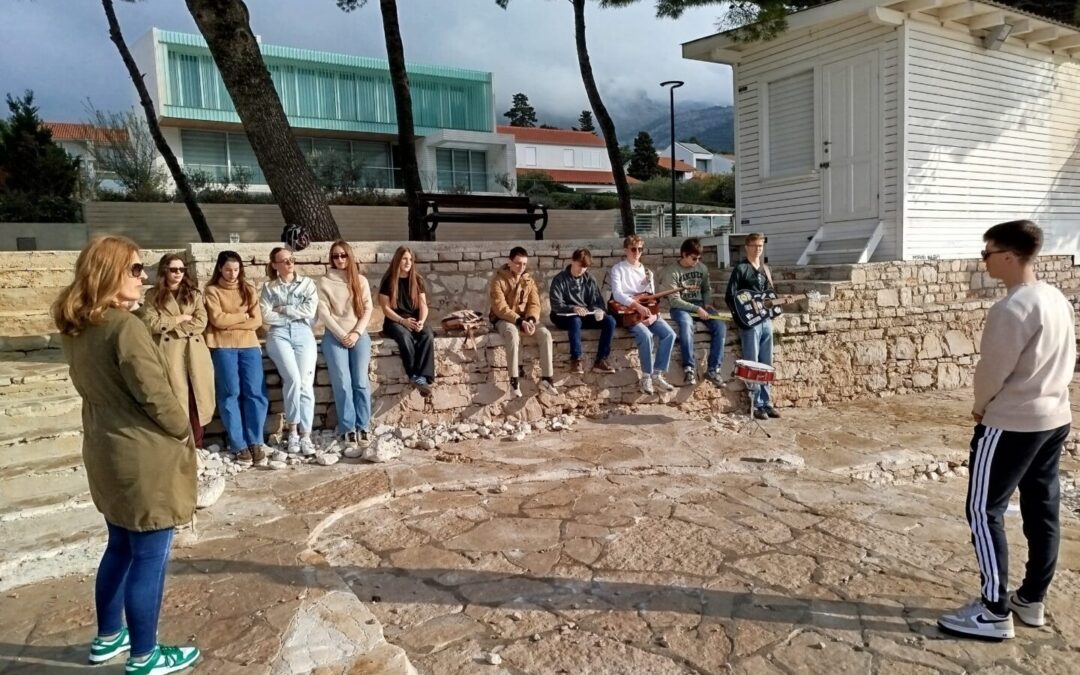 Svjetlost u tami: Storytelling Day uz miris mora i šum valova